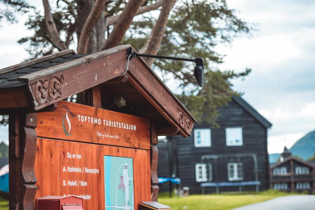 ホテル Toftemo Turiststasjon Dovre エクステリア 写真